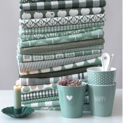 Krasilnikoff Happy Mug Happy Lysegrn