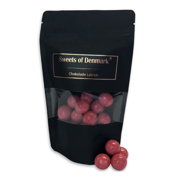Sweets of Denmark Hindbr Choko-Lakrids i pose