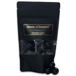 Sweets of Denmark Toffee Choko-Lakrids i pose
